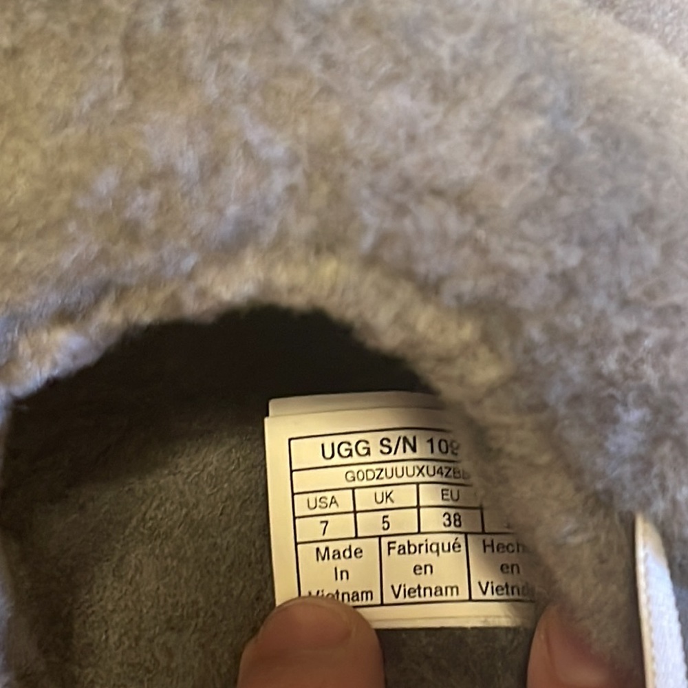 Ugh Slippers - image 4